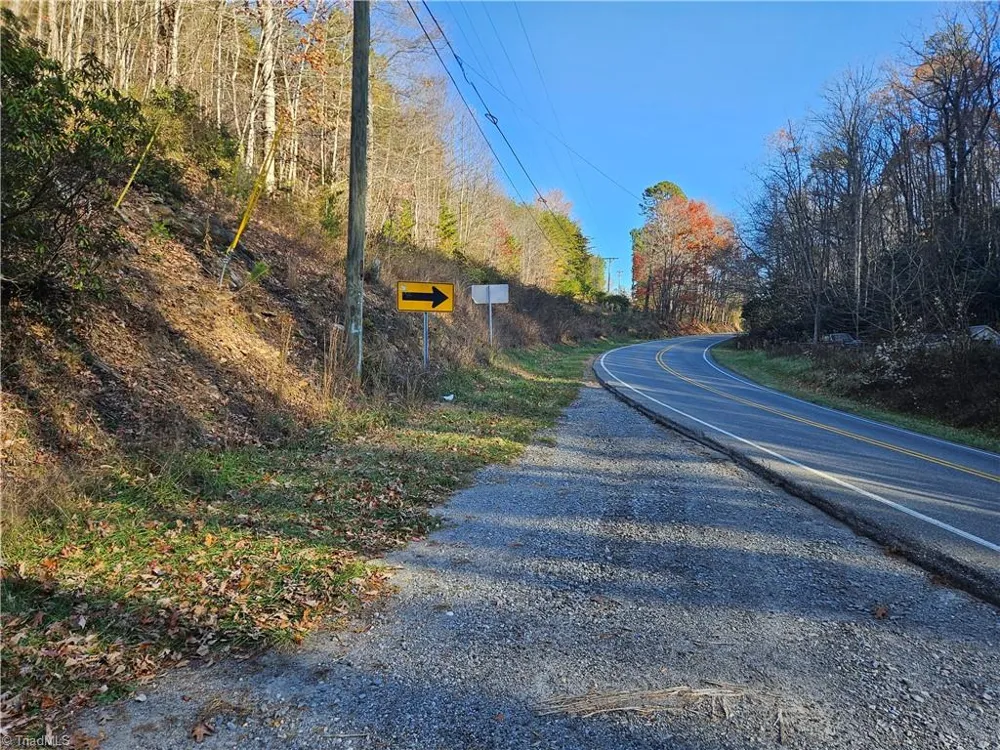 3309 E Pine Street Mount Airy, NC 27030
