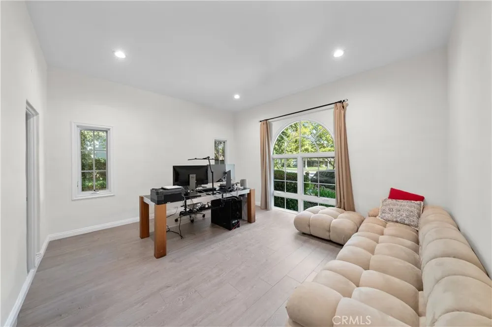 1591 Virginia Rd San Marino, CA 91108