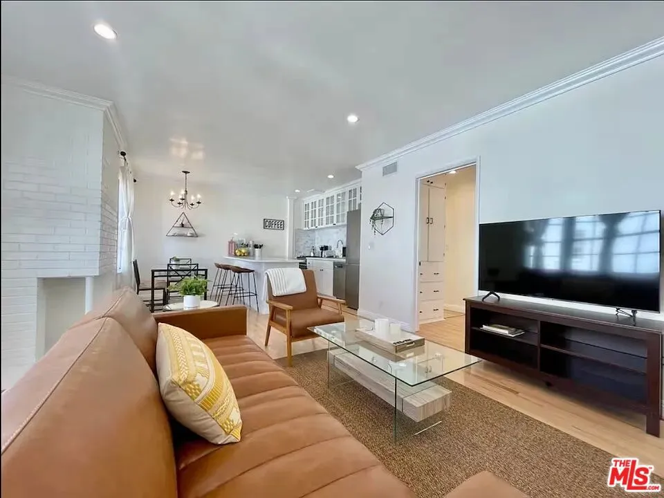 429 Ocean Ave #12 Santa Monica, CA 90402