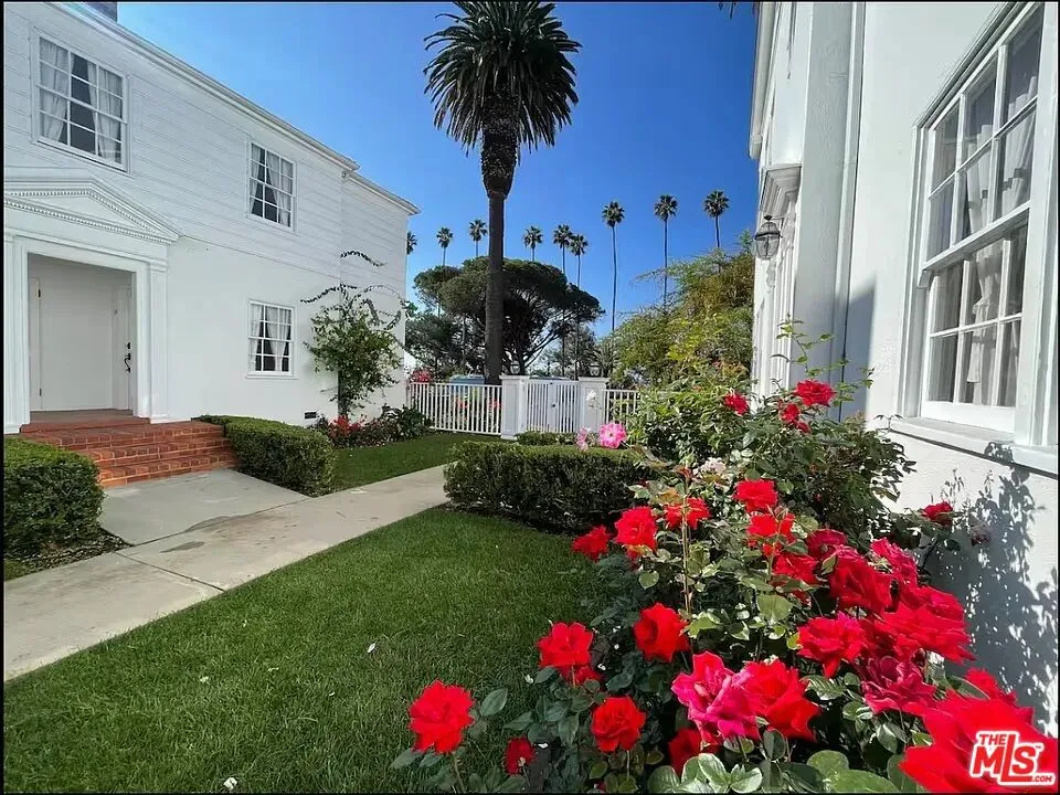 429 Ocean Ave #12 Santa Monica, CA 90402