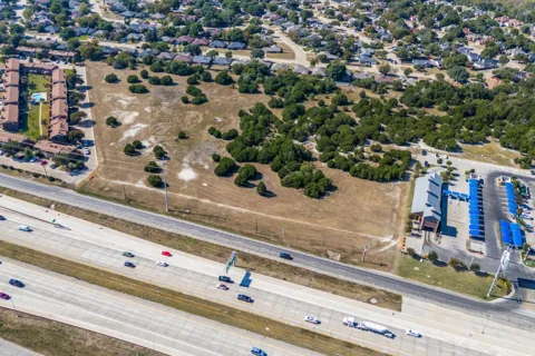 1101 N J Elmer Weaver Freeway