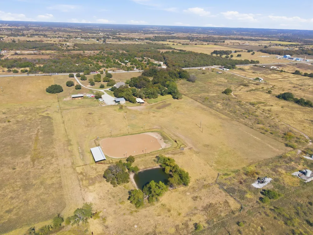5071 Fm 1810 Chico, TX 76431