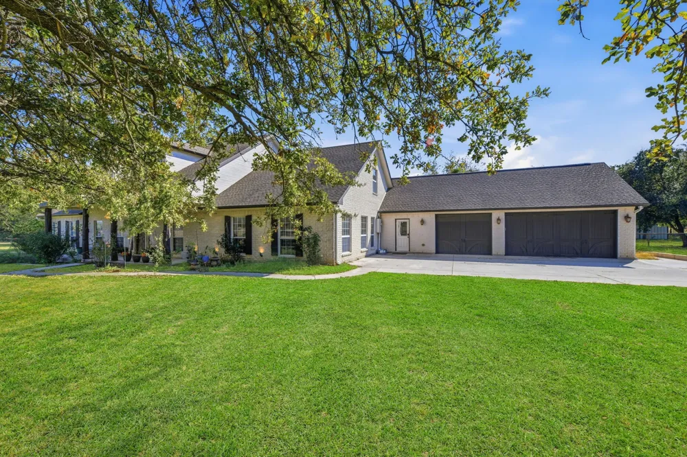 5071 Fm 1810 Chico, TX 76431