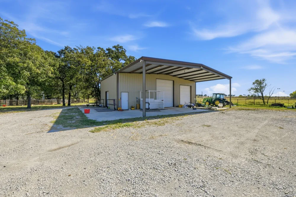 5071 Fm 1810 Chico, TX 76431