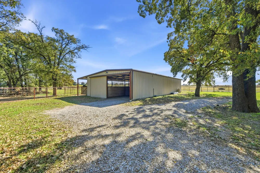 5071 Fm 1810 Chico, TX 76431