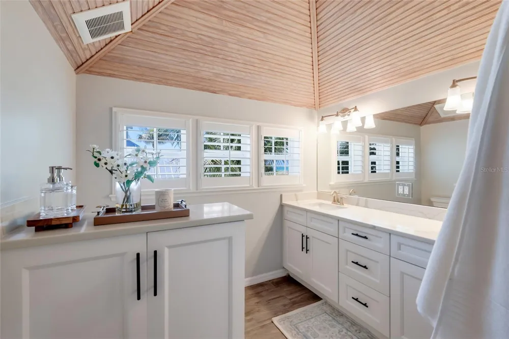 17 SEAWATCH DRIVE Boca Grande, FL 33921