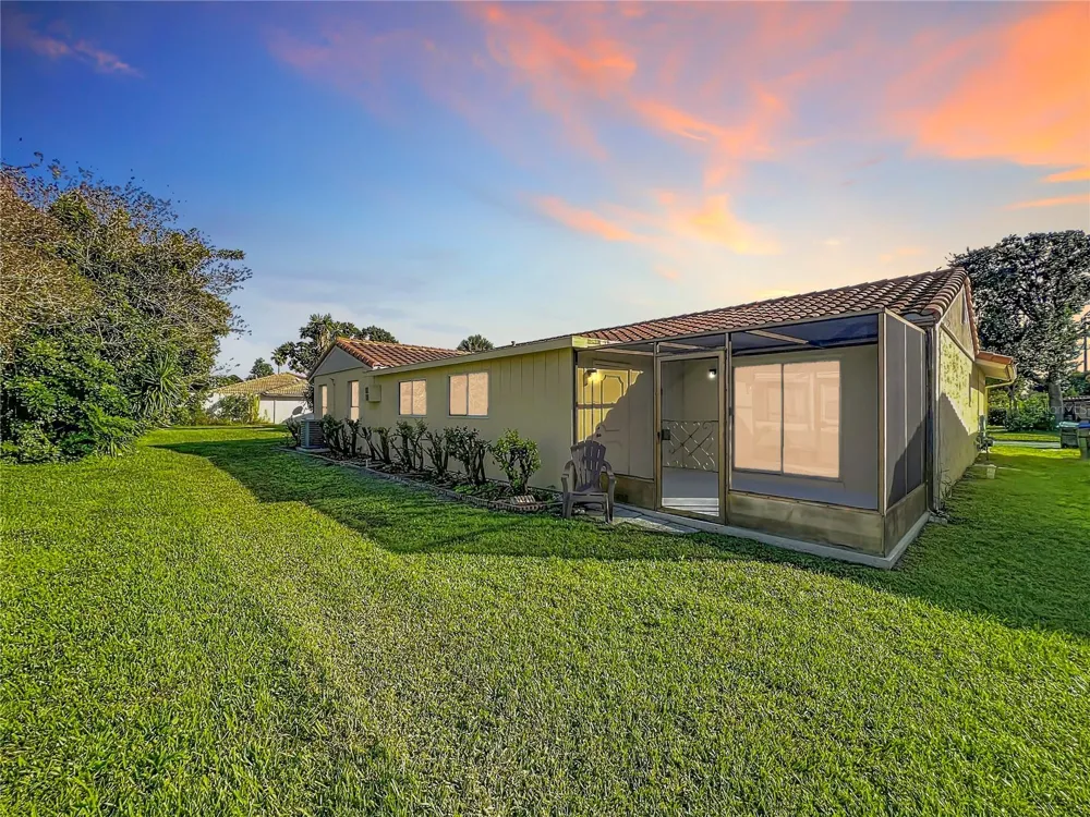 5321 WILLIAMSPORT DRIVE Orlando, FL 32821
