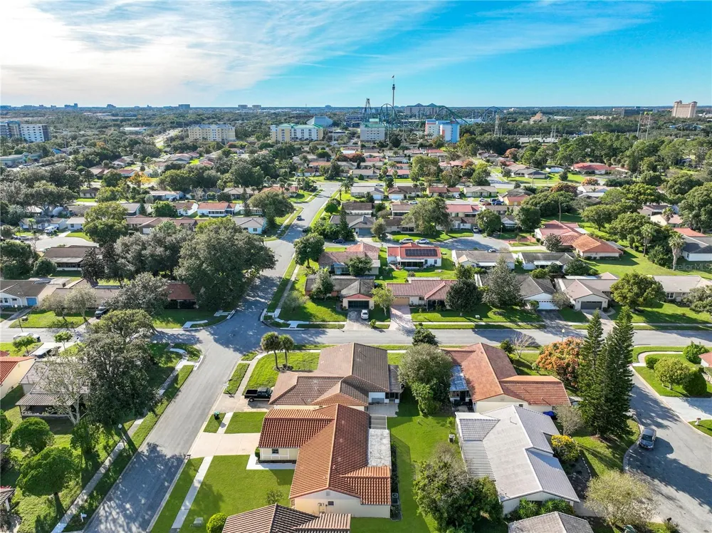 5321 WILLIAMSPORT DRIVE Orlando, FL 32821
