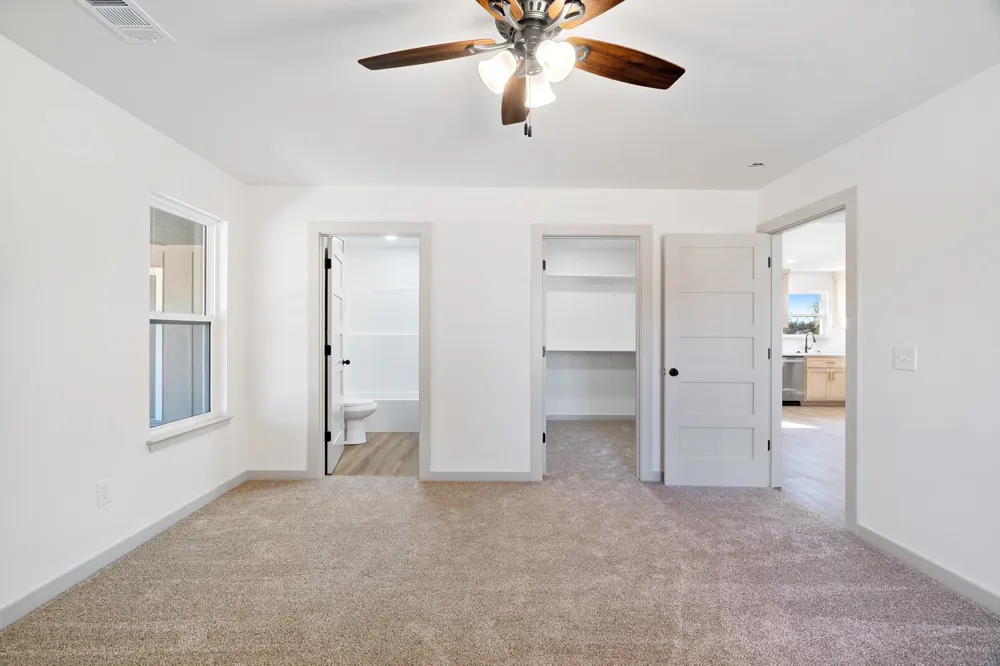 728 County Road 44050 Powderly, TX 75473