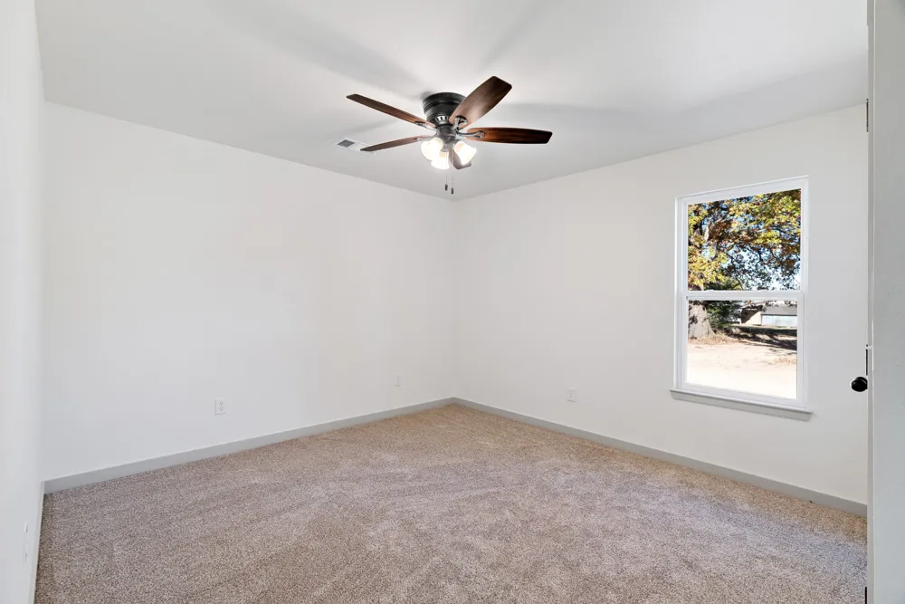 728 County Road 44050 Powderly, TX 75473