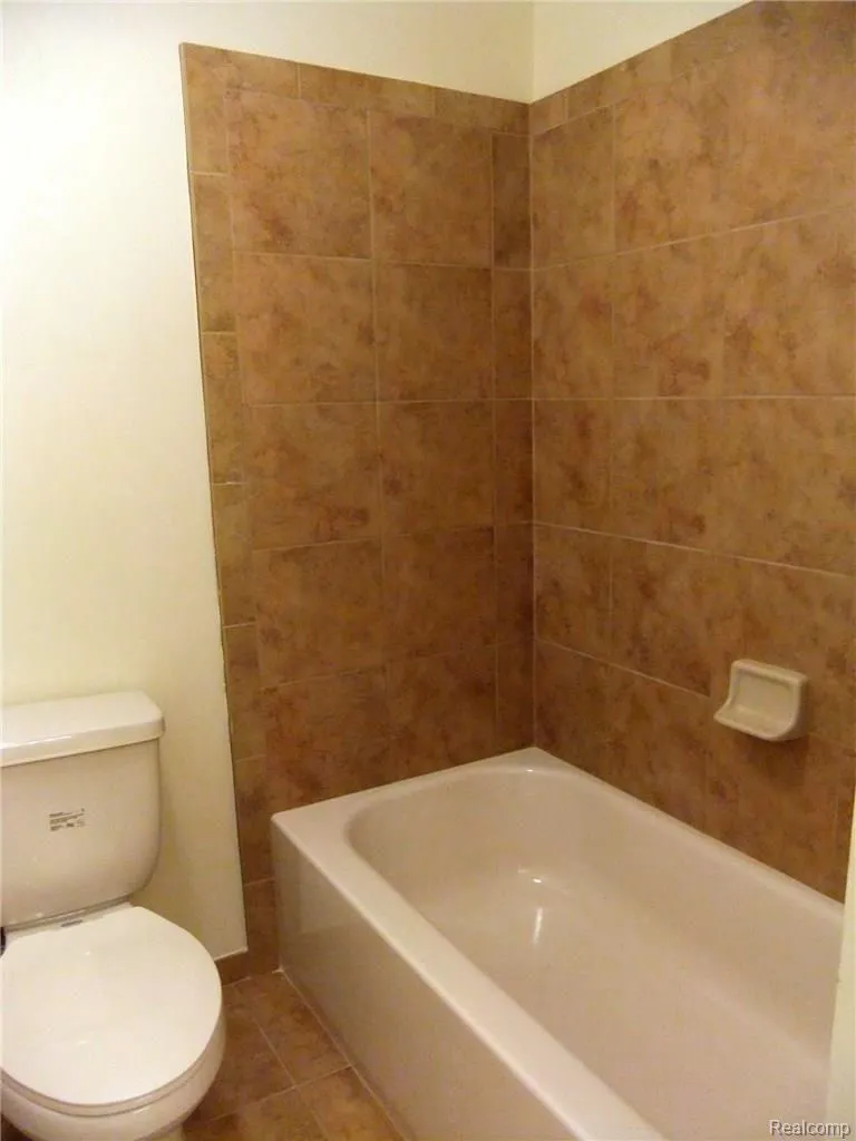 48945 Tuscan Hills Drive Plymouth City, MI 48170