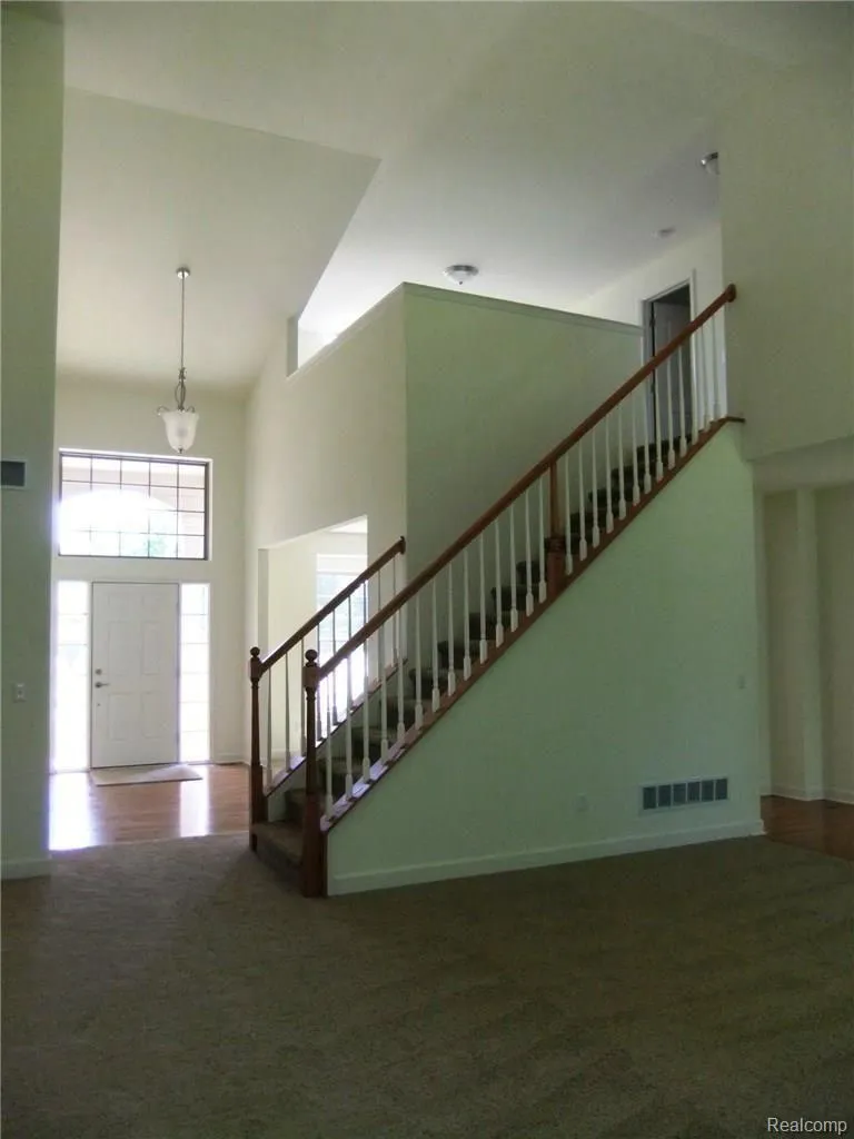 48945 Tuscan Hills Drive Plymouth City, MI 48170