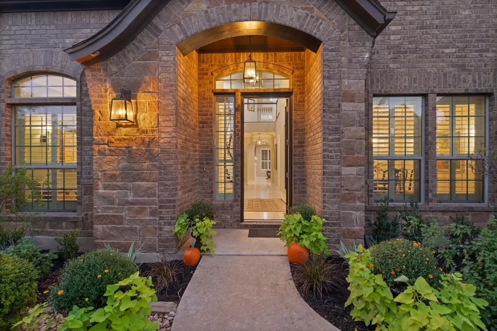 12013 Palisades Parkway Austin, TX 78732