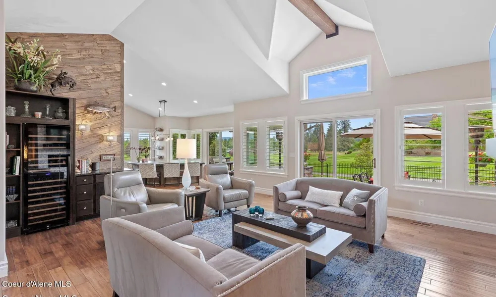 9925 COUNTRY CLUB DRIVE Hayden Lake, ID 83835