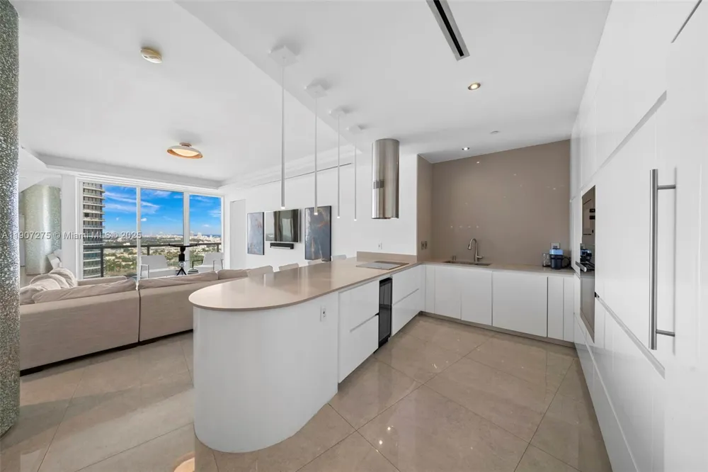 450 Alton Rd #PH 4104 Miami Beach, FL 33139