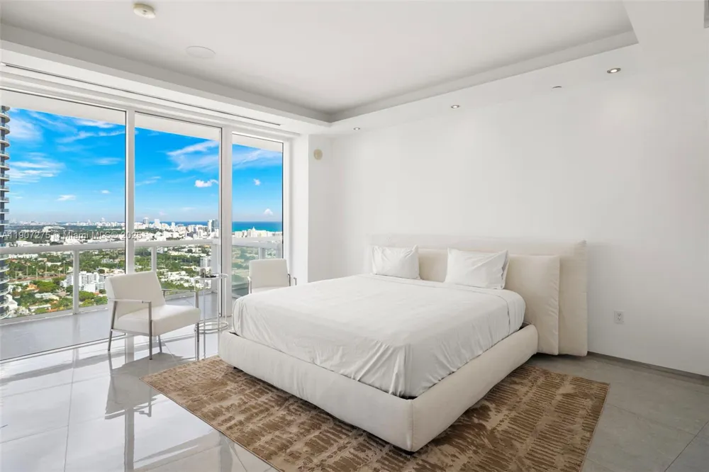 450 Alton Rd #PH 4104 Miami Beach, FL 33139
