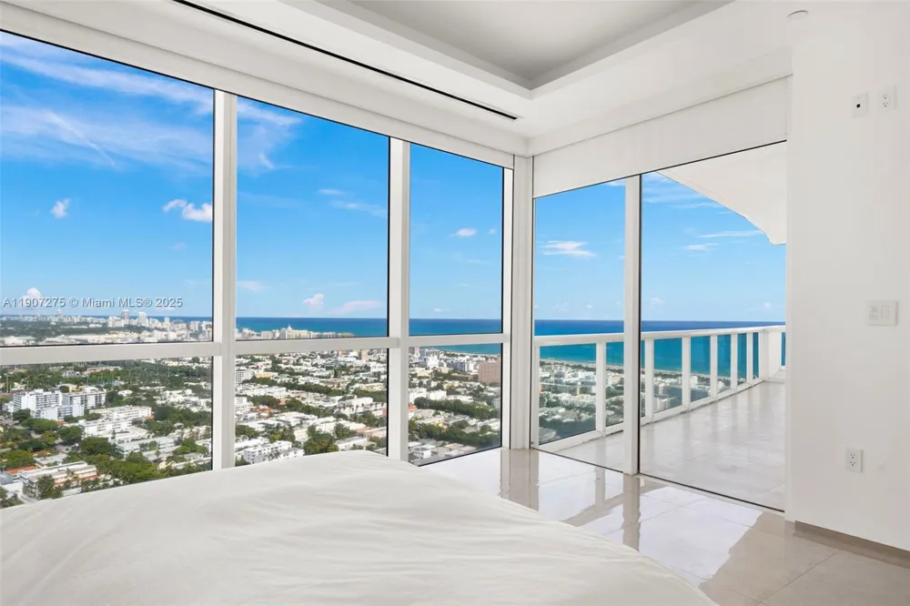 450 Alton Rd #PH 4104 Miami Beach, FL 33139