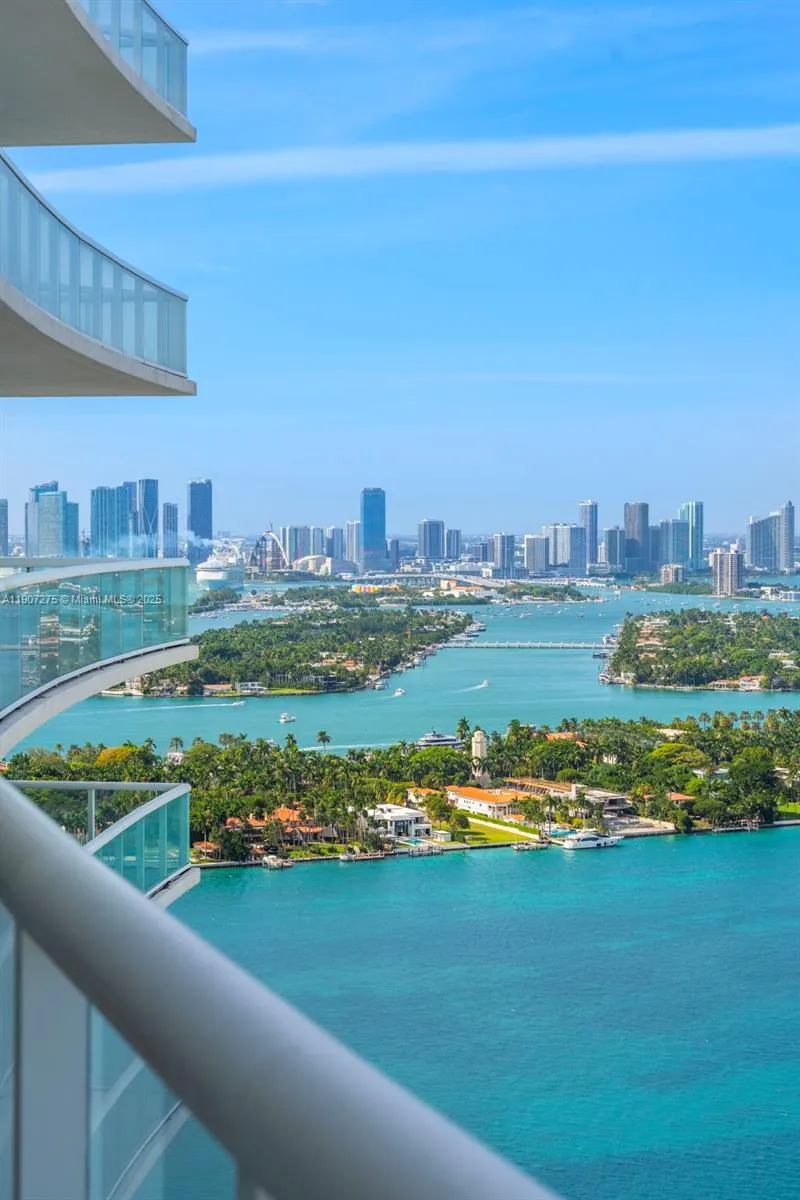 450 Alton Rd #PH 4104 Miami Beach, FL 33139