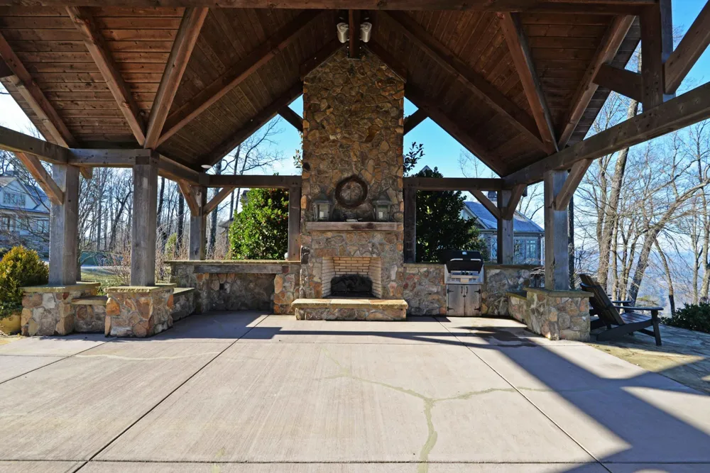 407 Brow Wood Lane Lookout Mountain, GA 30750