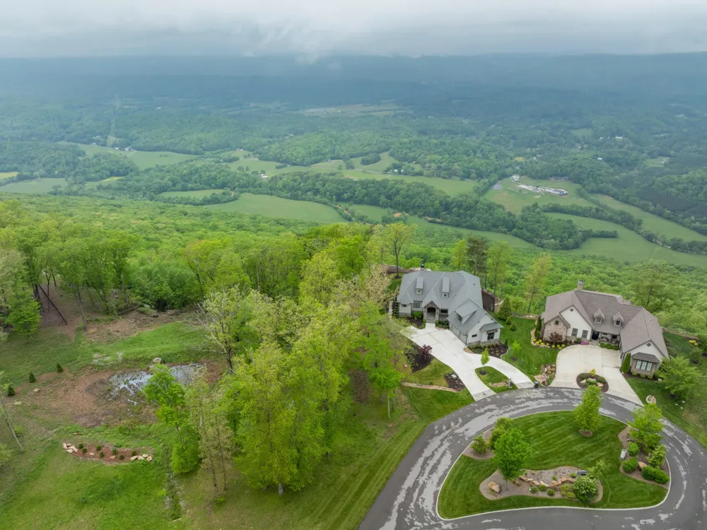 407 Brow Wood Lane Lookout Mountain, GA 30750