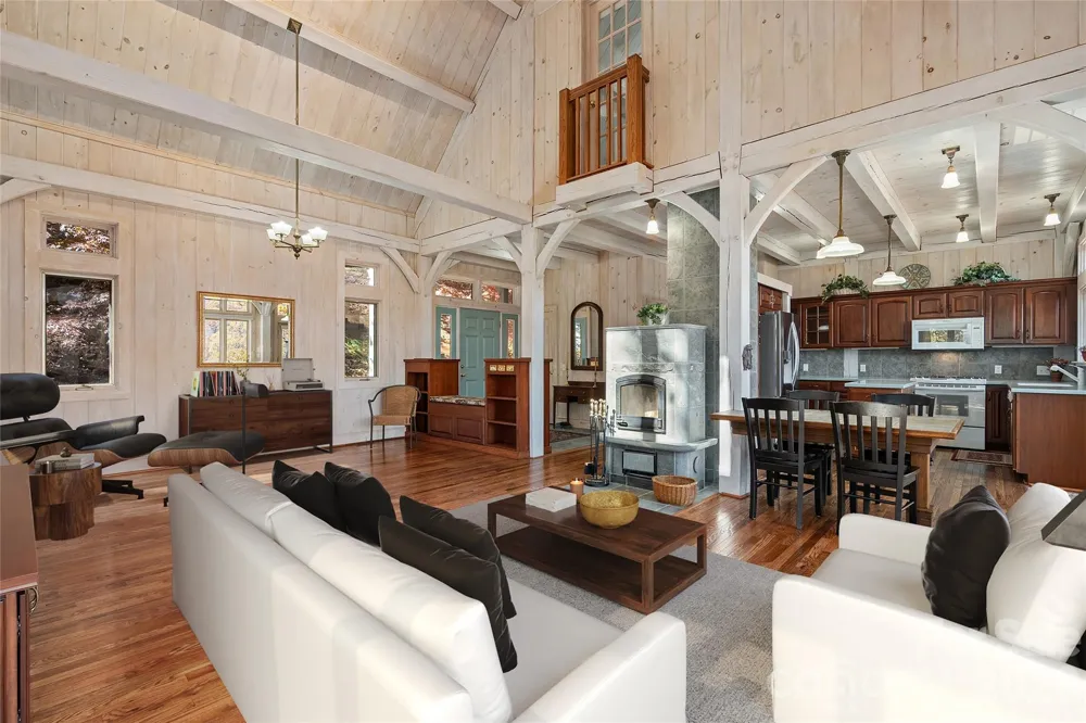 33 Great Aspen Way Black Mountain, NC 28711