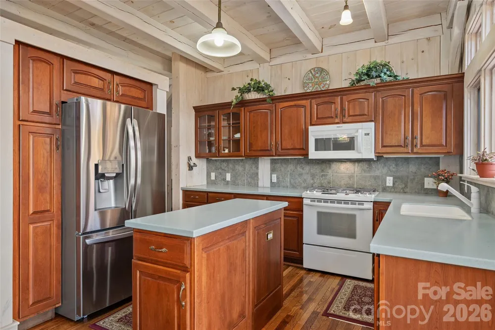 33 Great Aspen Way Black Mountain, NC 28711