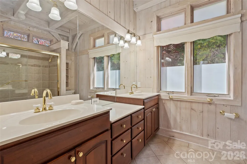33 Great Aspen Way Black Mountain, NC 28711