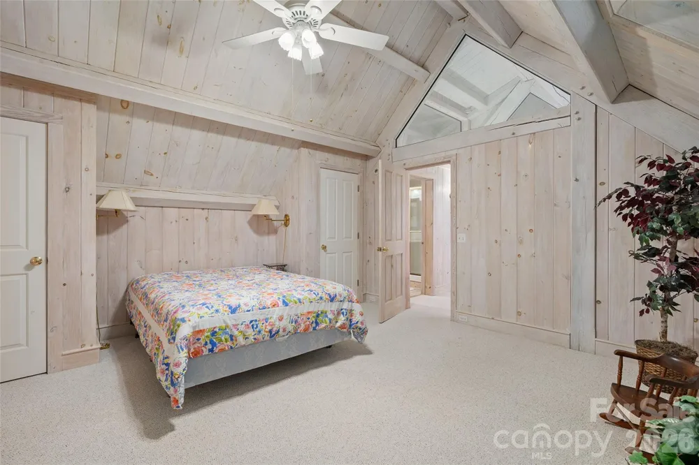 33 Great Aspen Way Black Mountain, NC 28711