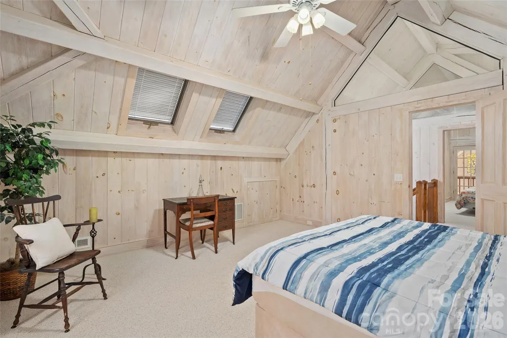 33 Great Aspen Way Black Mountain, NC 28711