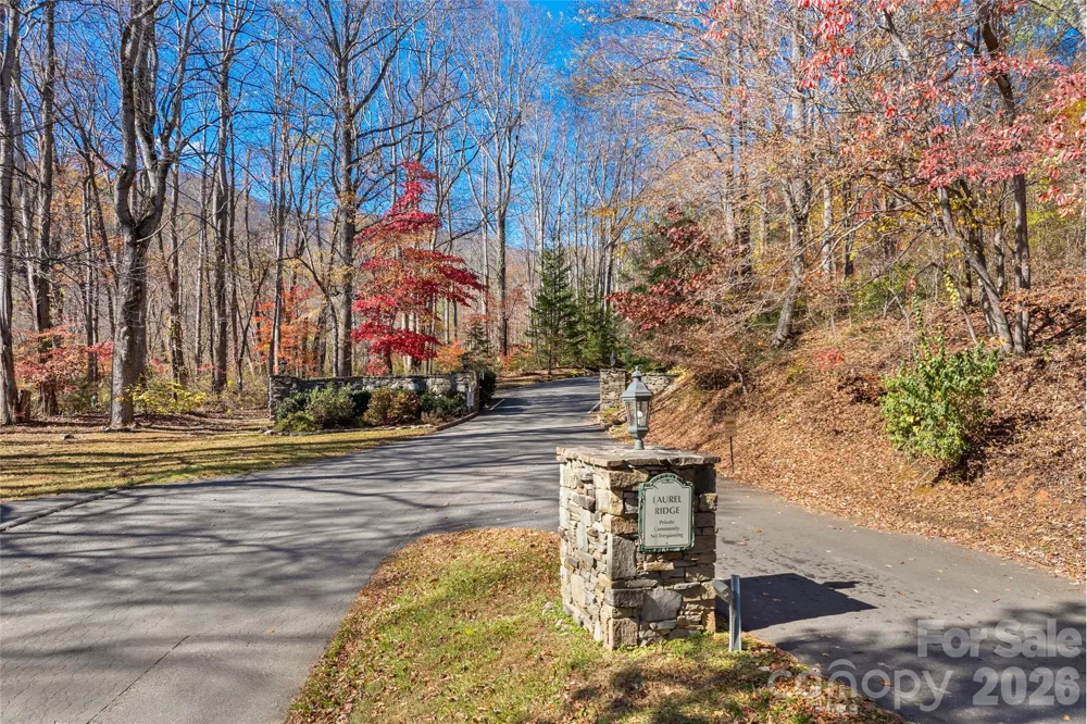 33 Great Aspen Way Black Mountain, NC 28711