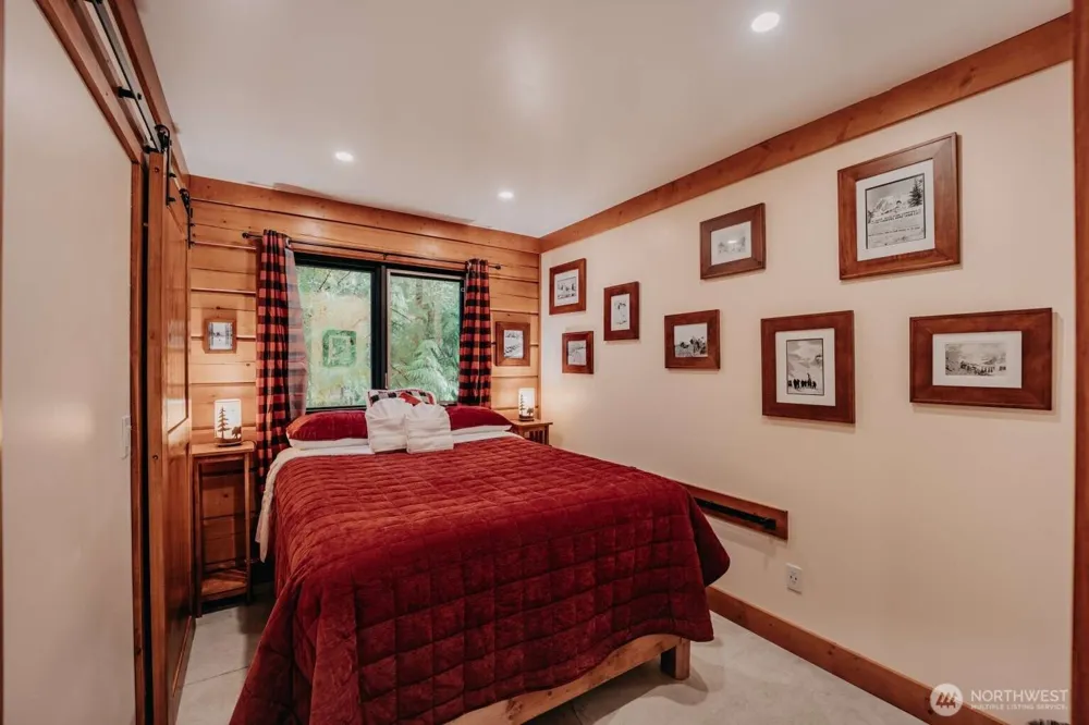 15033 Welcome Road Glacier, WA 98244