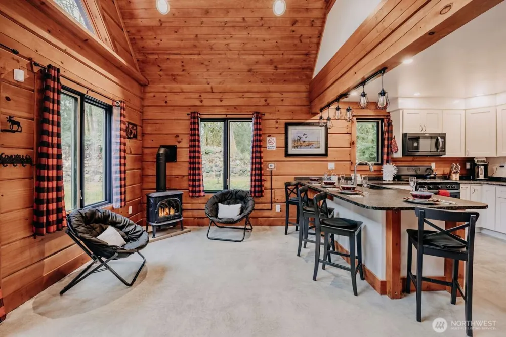 15033 Welcome Road Glacier, WA 98244