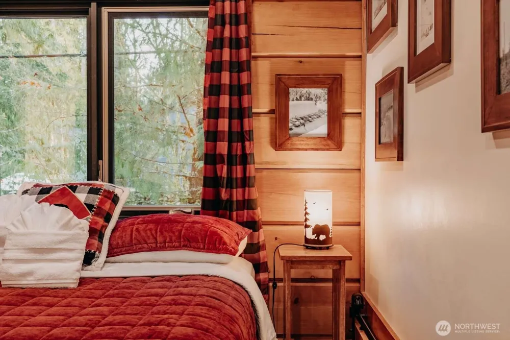 15033 Welcome Road Glacier, WA 98244