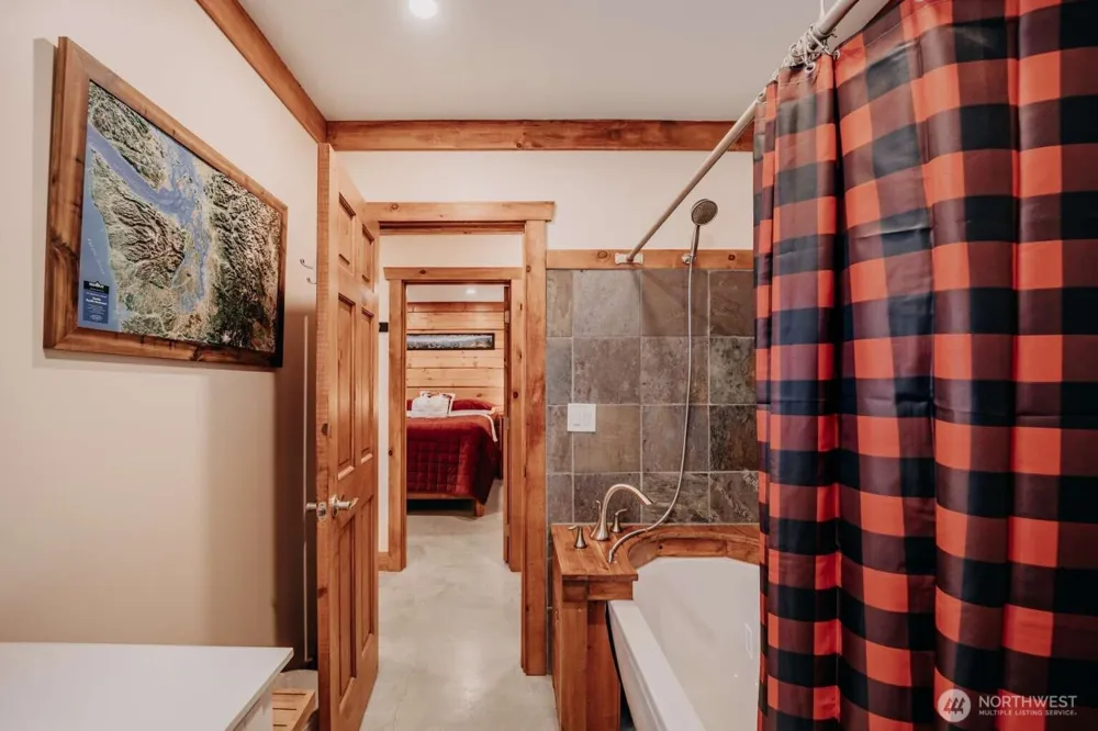 15033 Welcome Road Glacier, WA 98244