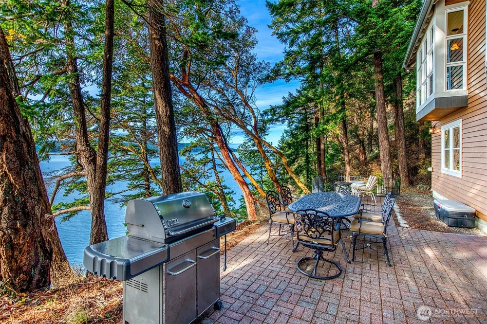 599 Shore Drive Orcas Island, WA 98245