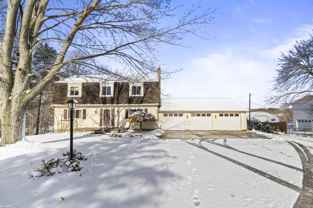 4570 Atkins Road Clyde Township, MI 48049