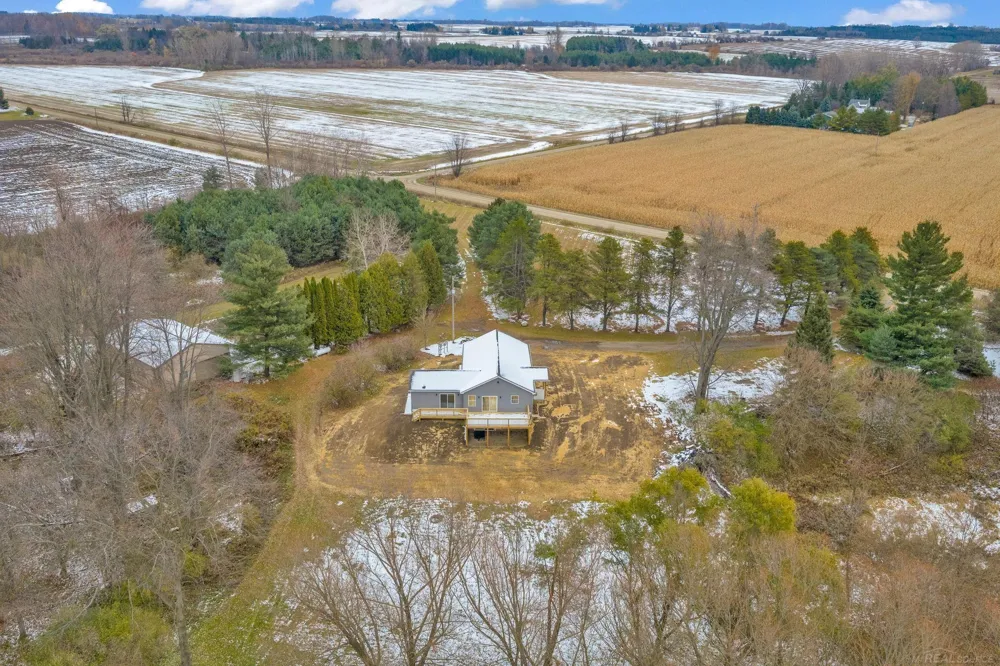 495 Church Road Bridgehampton Township, MI 48419