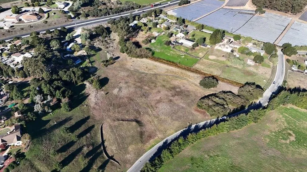 10706 Country Meadows Road Salinas, CA 93907