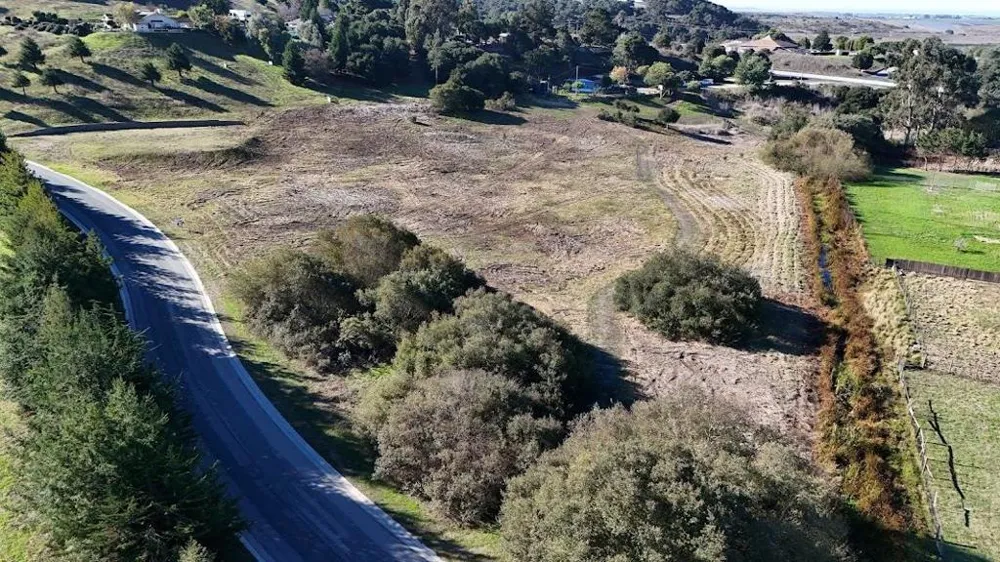 10706 Country Meadows Road Salinas, CA 93907