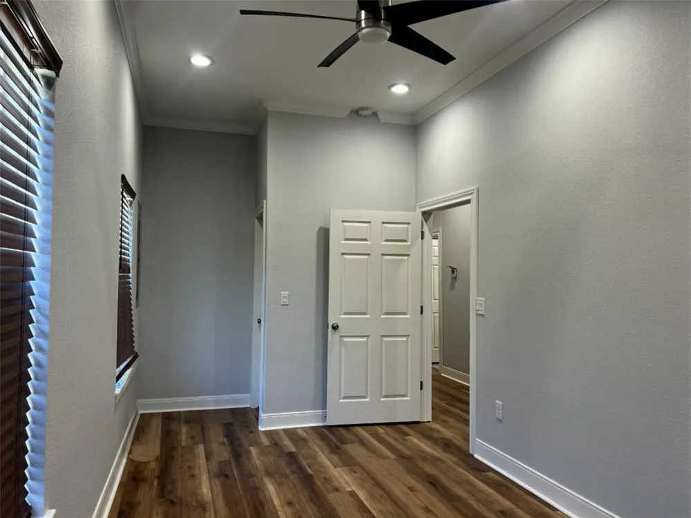 724 Franklin Bellevue, TX 76228