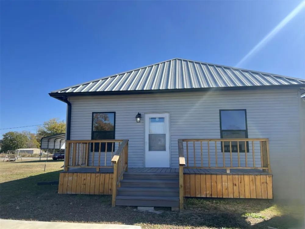 724 Franklin Bellevue, TX 76228
