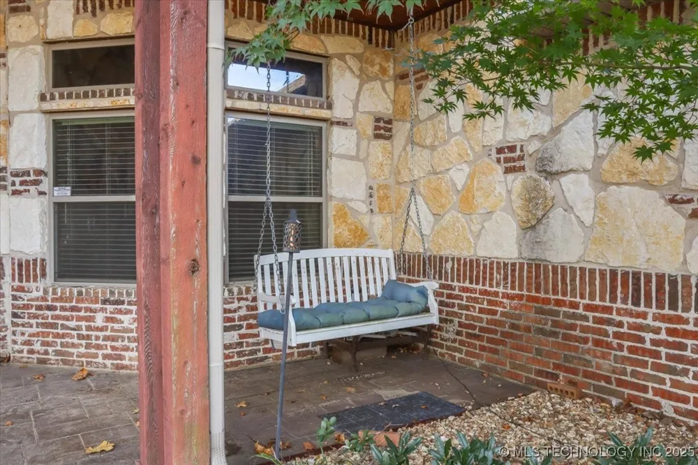 555 White Chimney Stuart, OK 74570
