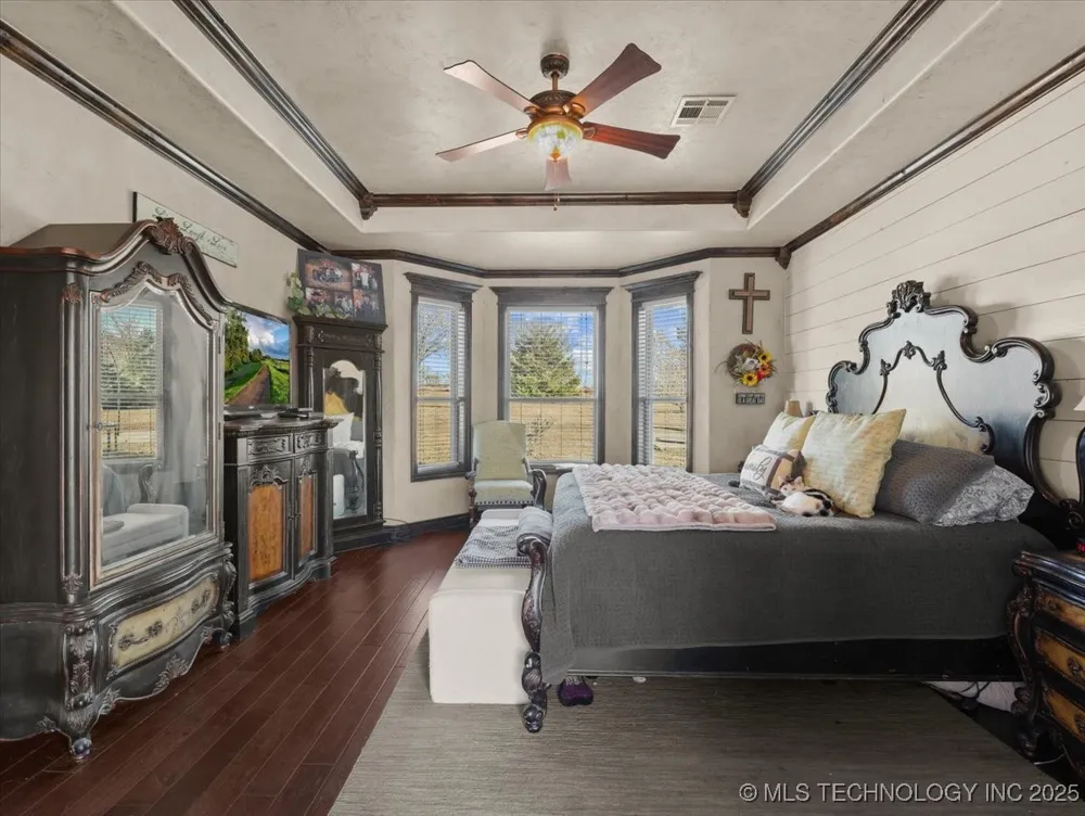 555 White Chimney Stuart, OK 74570