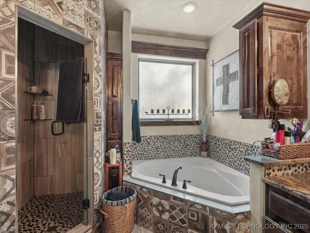 555 White Chimney Stuart, OK 74570