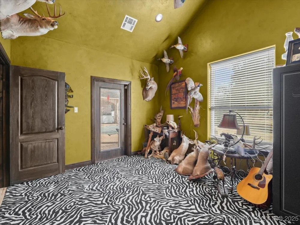 555 White Chimney Stuart, OK 74570
