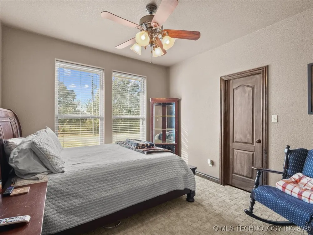 555 White Chimney Stuart, OK 74570