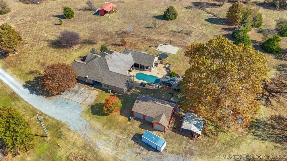 555 White Chimney Stuart, OK 74570