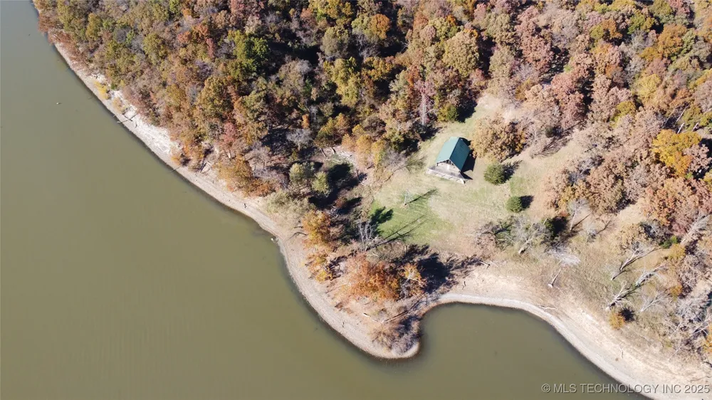 18101 S 641 ROAD Wyandotte, OK 74370