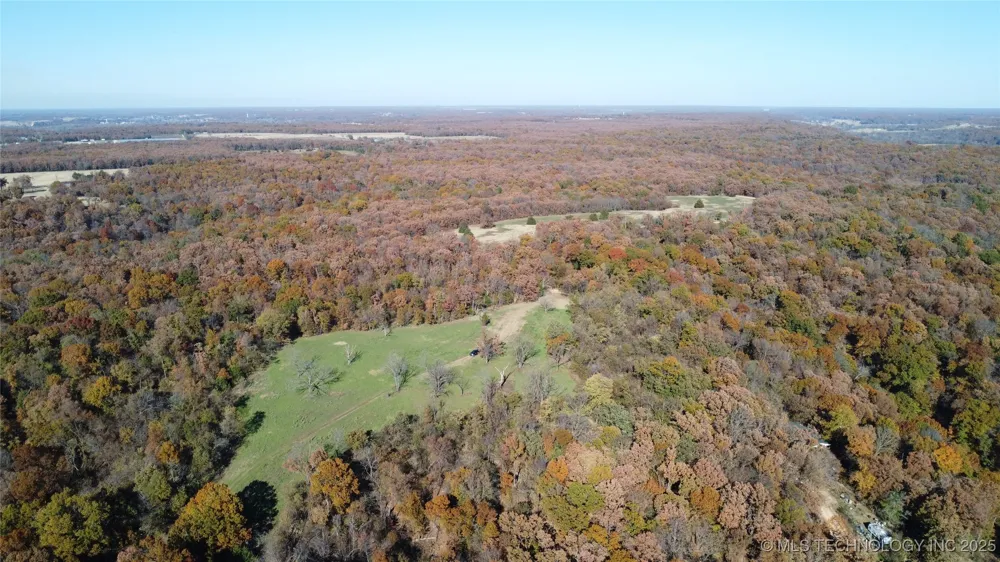 18101 S 641 ROAD Wyandotte, OK 74370