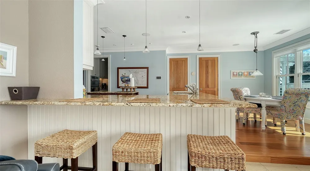 340 MORNINGSIDE DRIVE Sarasota, FL 34236